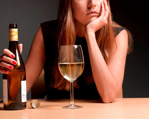 Анонимное лечение женского алкоголизма в Андреаполе